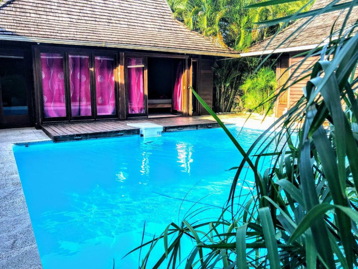 Pool Mountain Moorea Luaran gambar